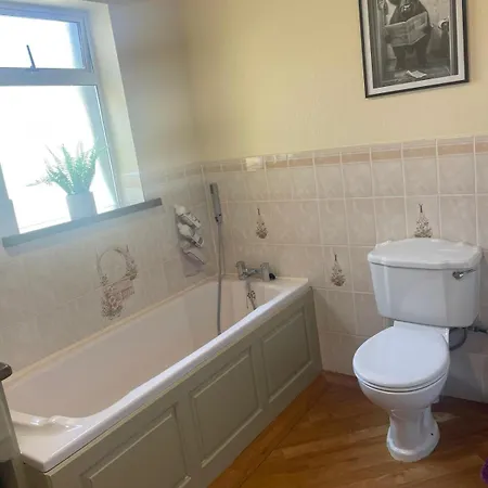 Aimee's Place * Clashmelcon