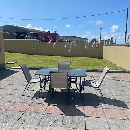 Nyaraló Aimee's Place Clashmelcon